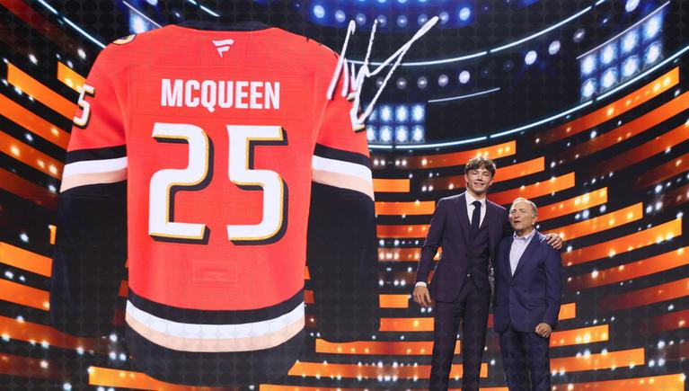 Roger McQueen Commits to Providence, Eyes NHL With Ducks