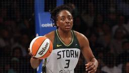 Exclusive: Nneka Ogwumike Awaits FIBA Green Light to Represent Nigeria