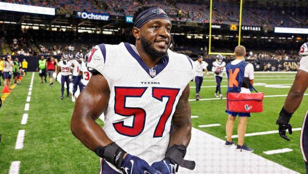 “We're Blessed”: How Texans Linebacker Neville Hewitt and His Mother Have Survived Difficult Times