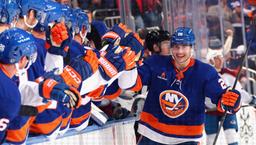 Bruins, Flyers Showing Interest in Islanders’ Alexander Romanov