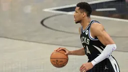 Report: Trade Suitors Are Monitoring Closely as Giannis Antetokounmpo’s Offseason Looms