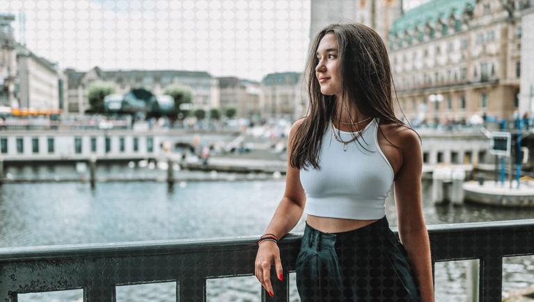 Eva Lys Lights Up Tennis Courts and Social Media: Meet the WTA’s Most Charismatic Rising Star