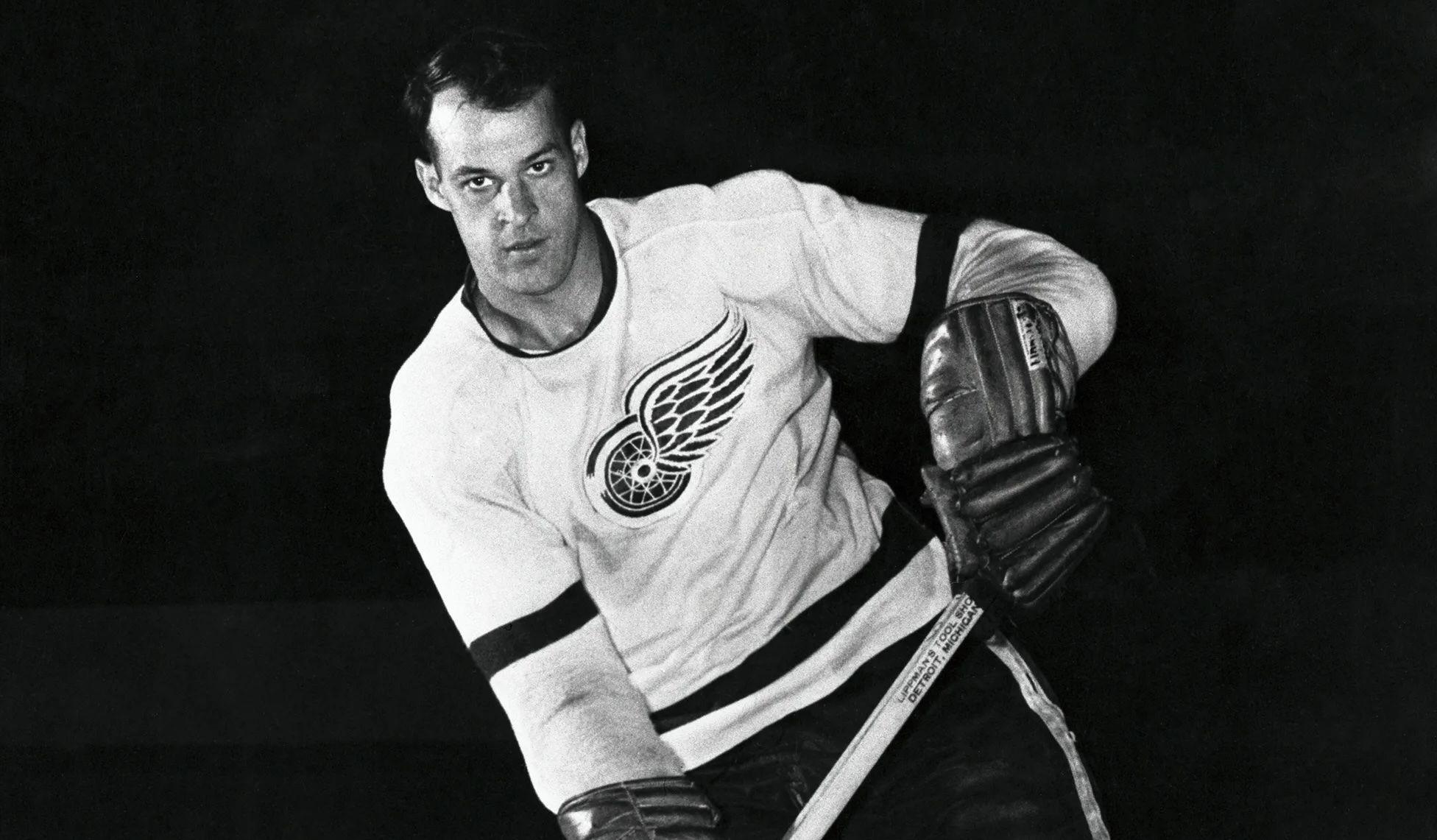 At Gordie Howe's retirement, his 801 goals, 1,049 assists, and 1,850 total points were all NHL records